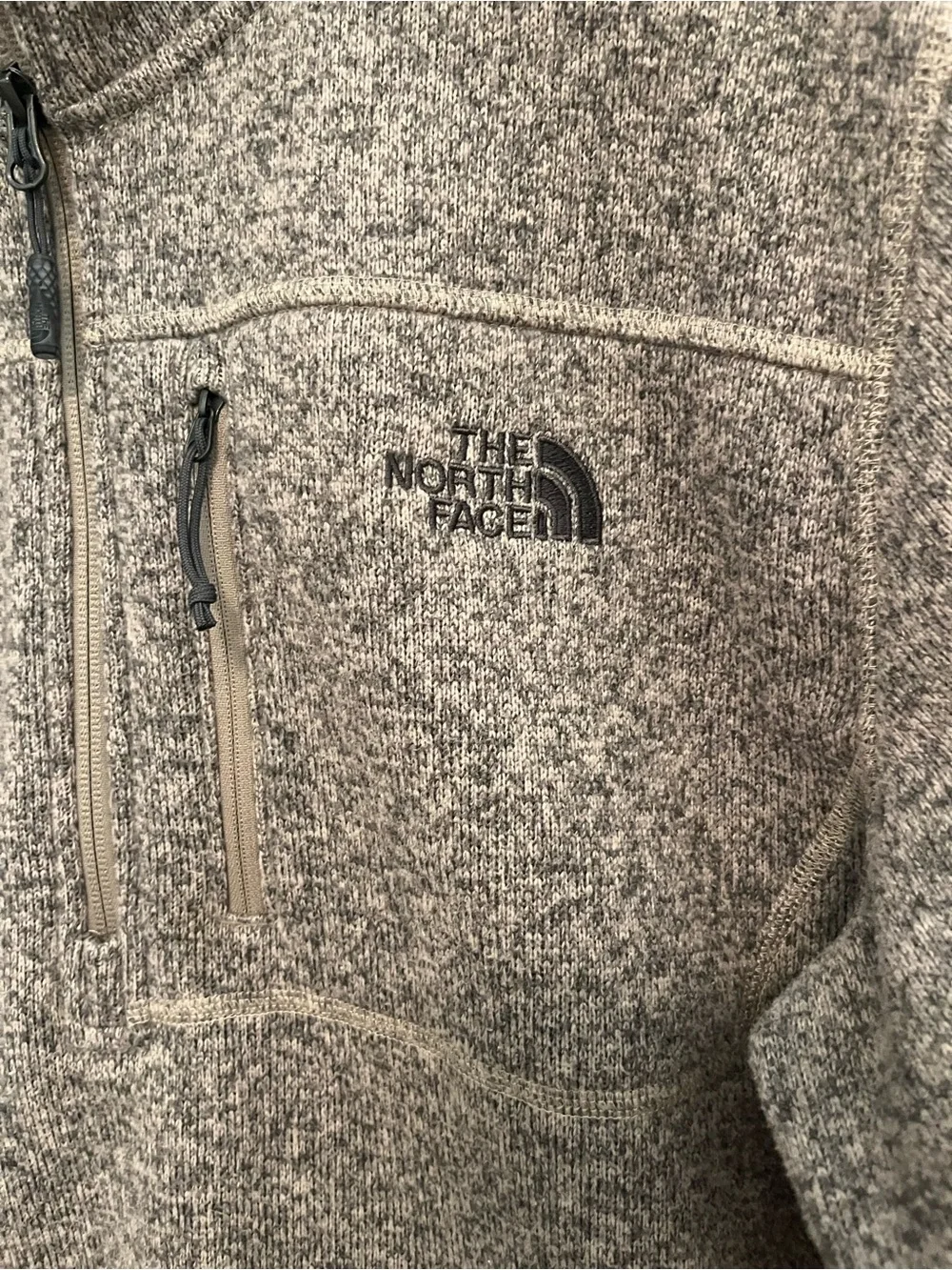The North Face Men’s Heathered Sweater Fleece 1/4 Zip Pullover Brown Gray Large